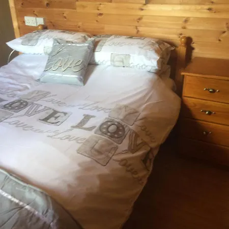 Log House Hideaway Lodge Johnswell