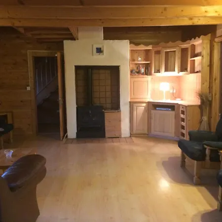 Log House Hideaway Johnswell